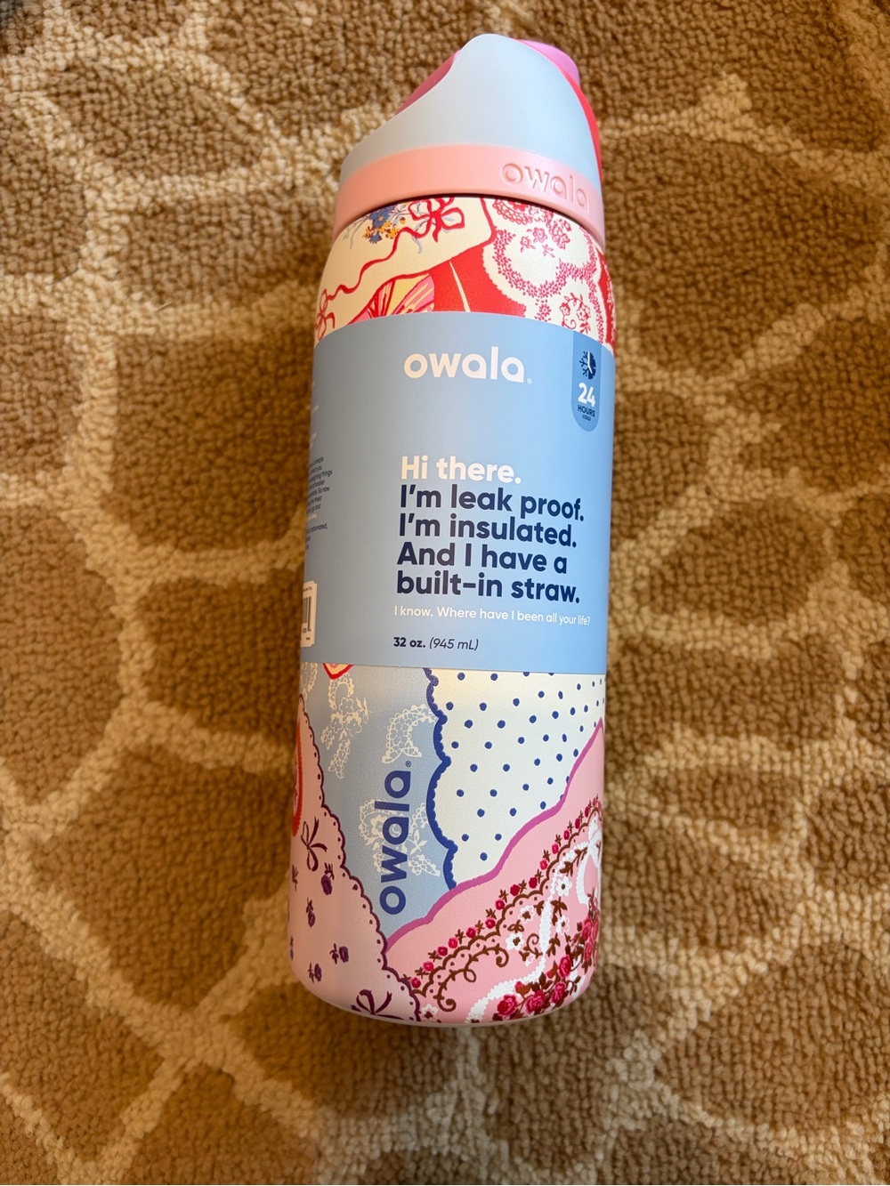 Urban Outfitters Hankie 32 oz Insulated Water Bottle
